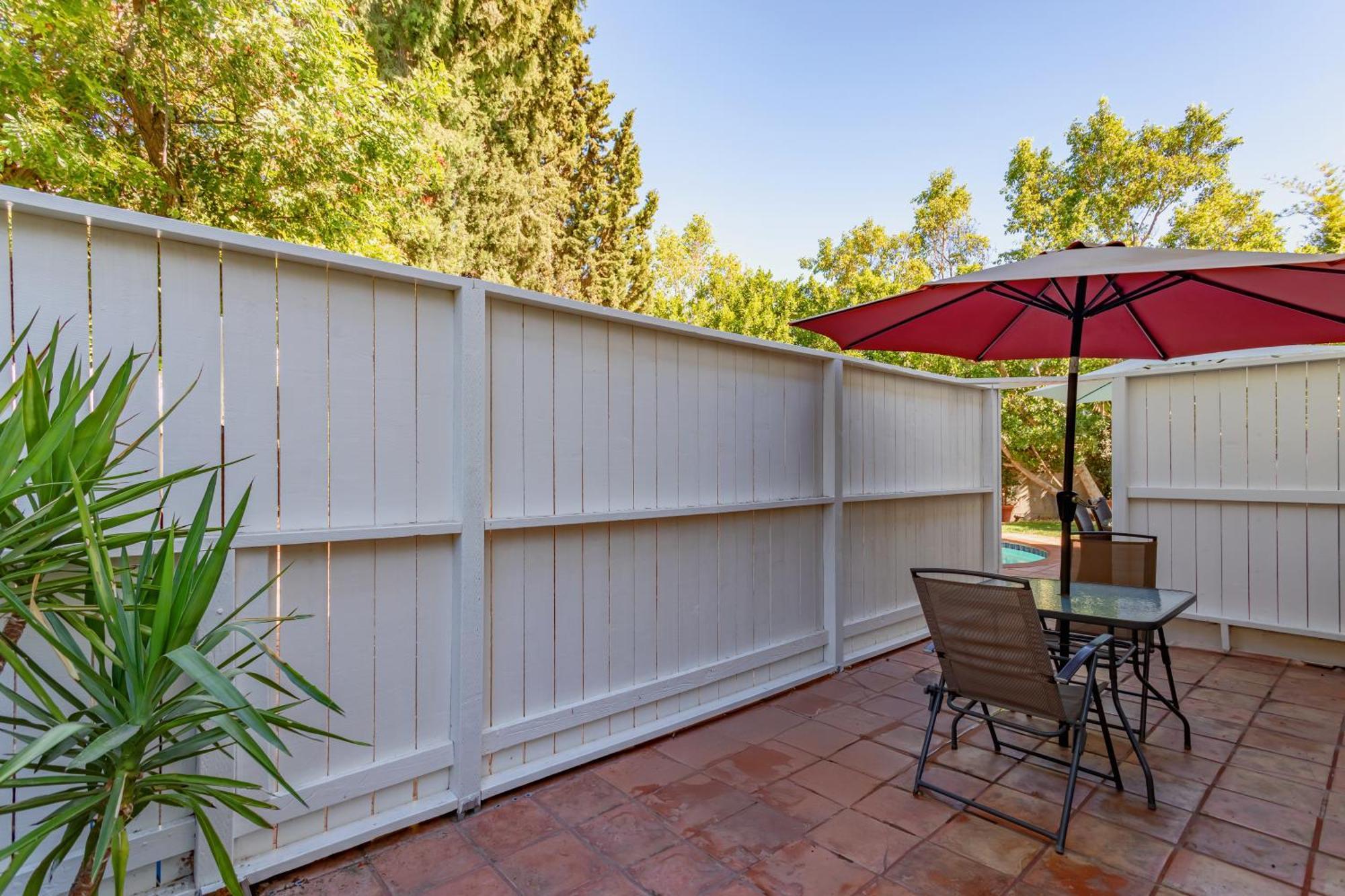 Tranquil Getaway Retreat Sleeps 8 Guest Сasa de vacaciones Los Ángeles