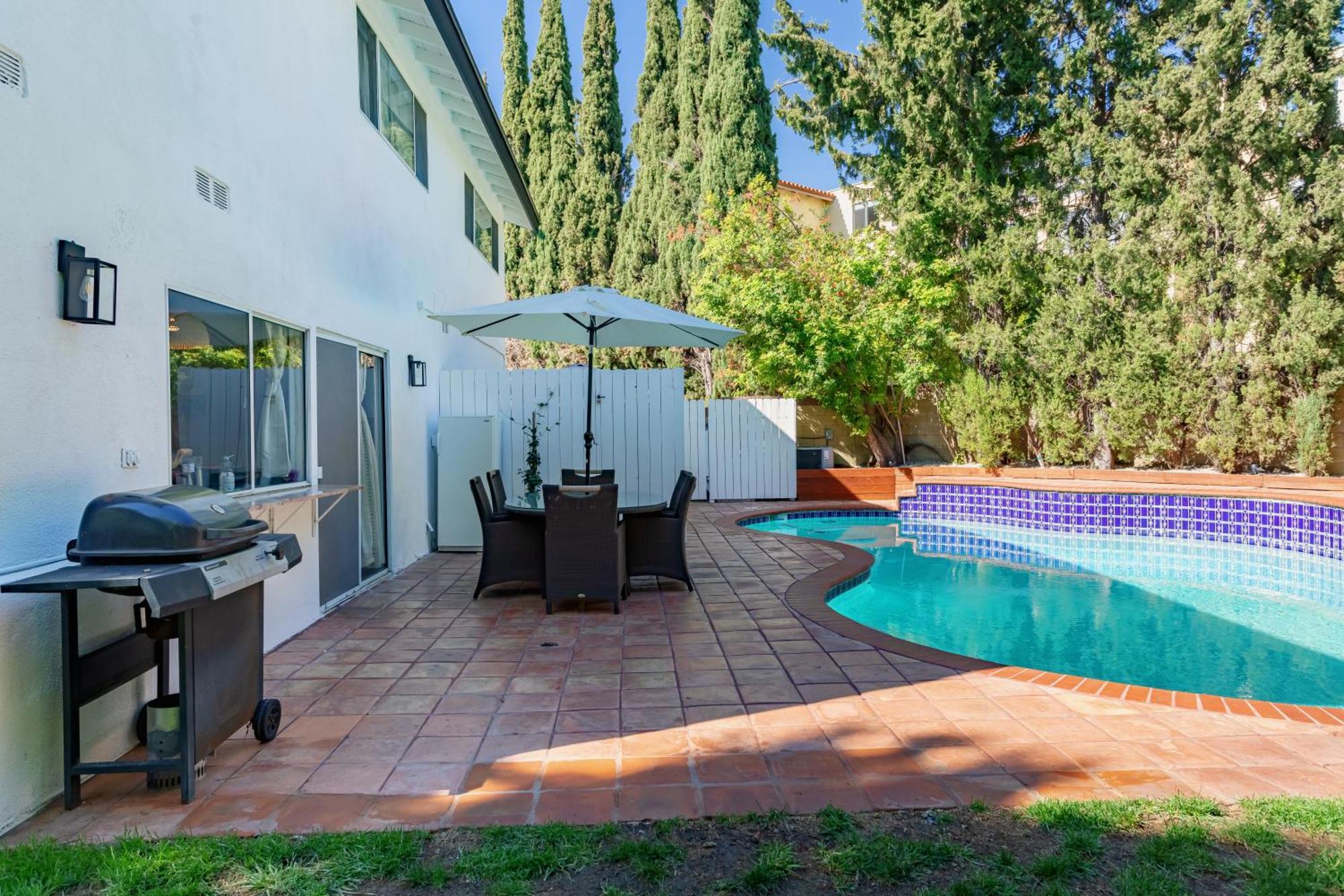 Tranquil Getaway Retreat Sleeps 8 Guest Сasa de vacaciones Los Ángeles